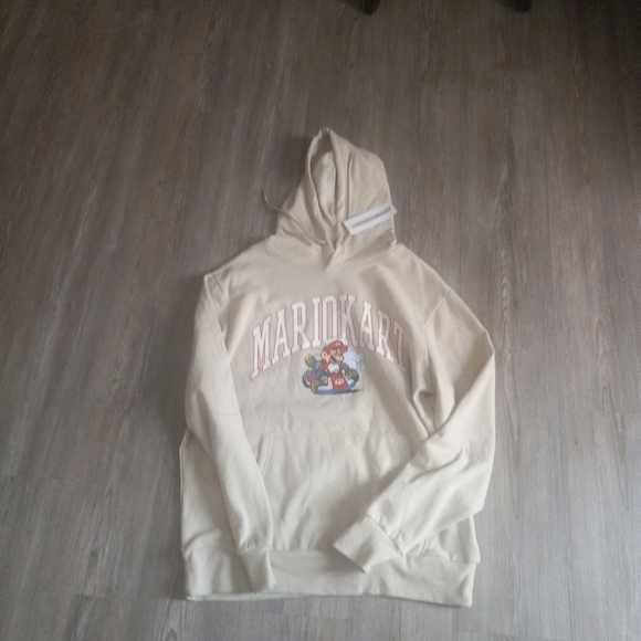 Mario Kart Men's Oatmeal Hooded Pullover Sweatshirt Size Large Brand New! - Picture 1 of 8